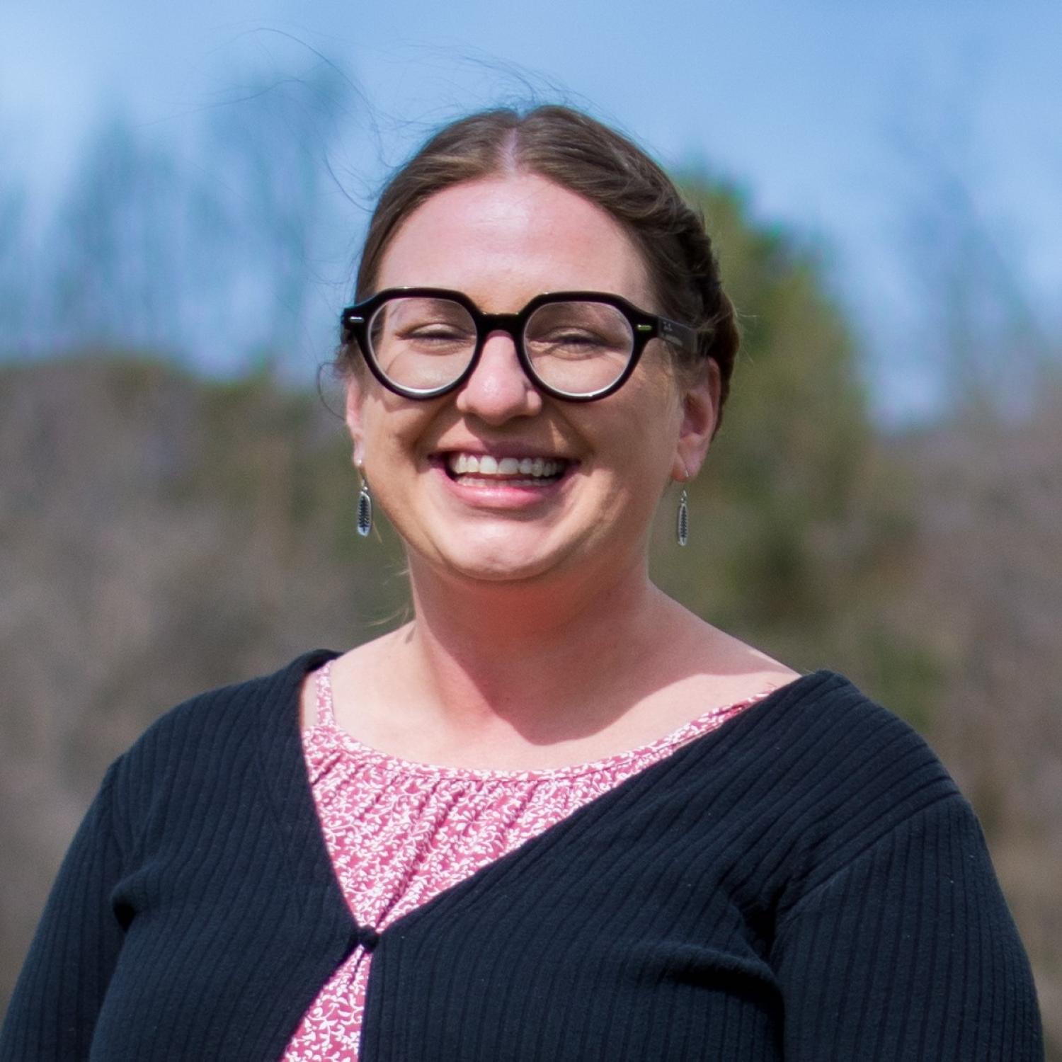 Portrait of Caitlin Anderson.