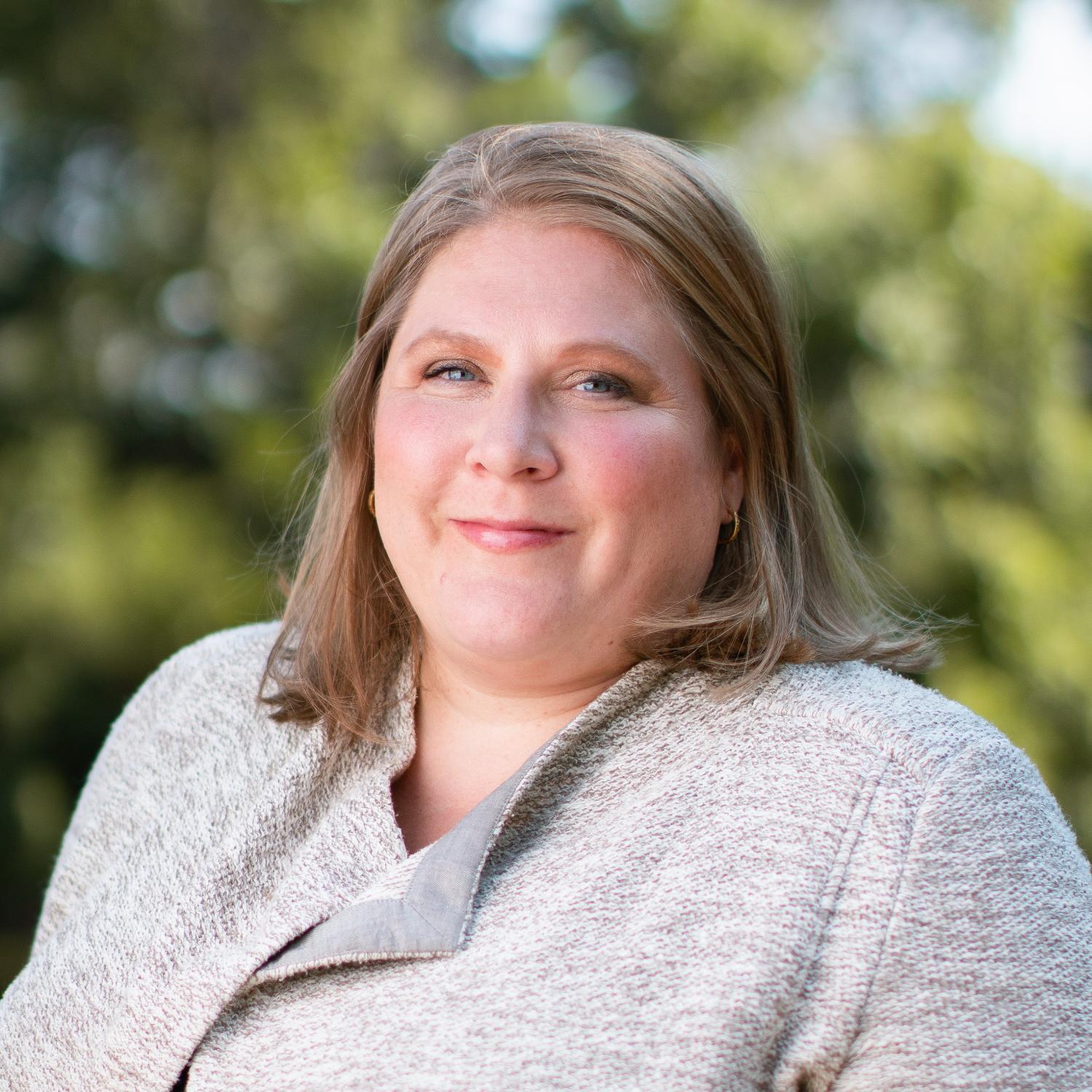 Portrait of Colleen Farrell.