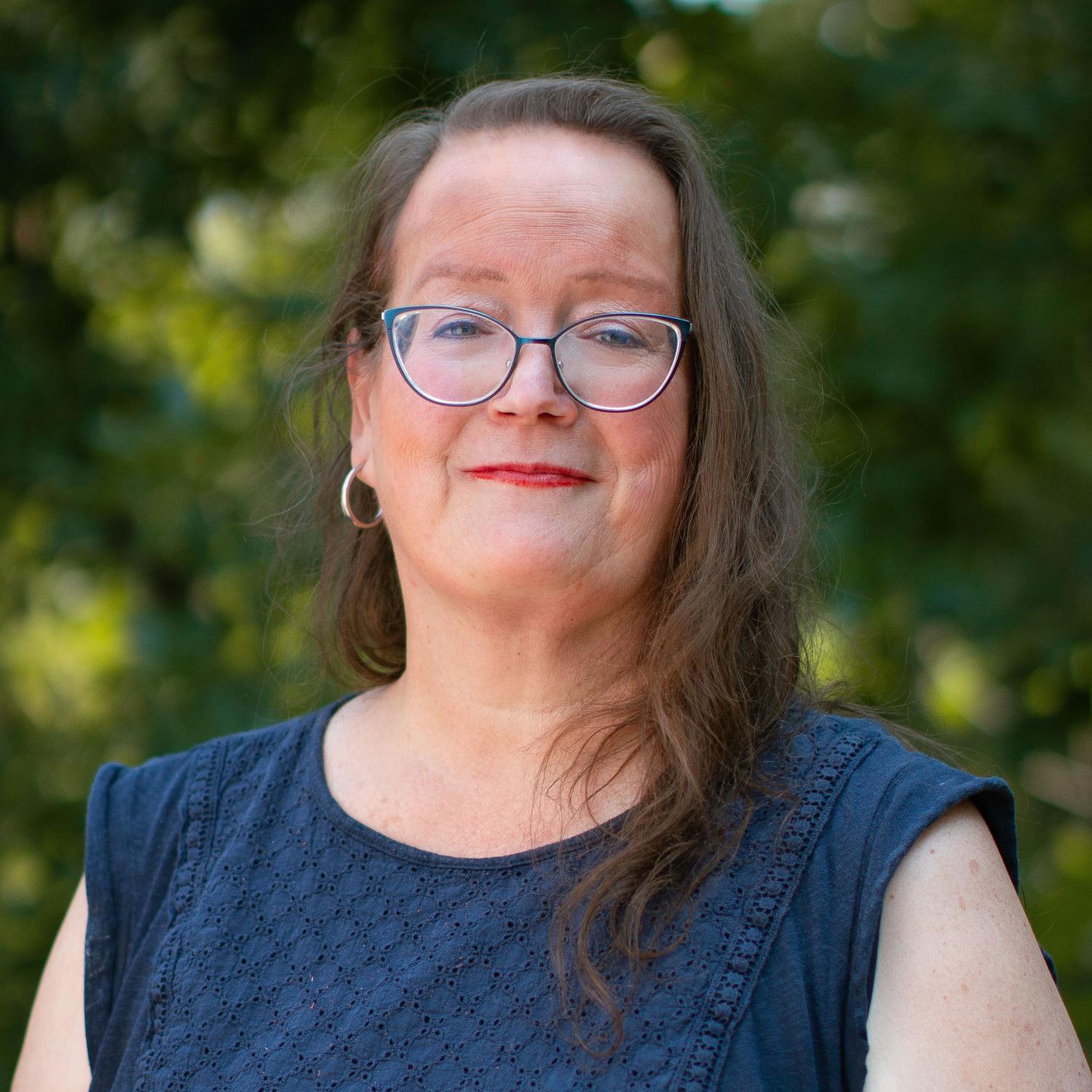 Portrait of Jennifer Hodkinson.