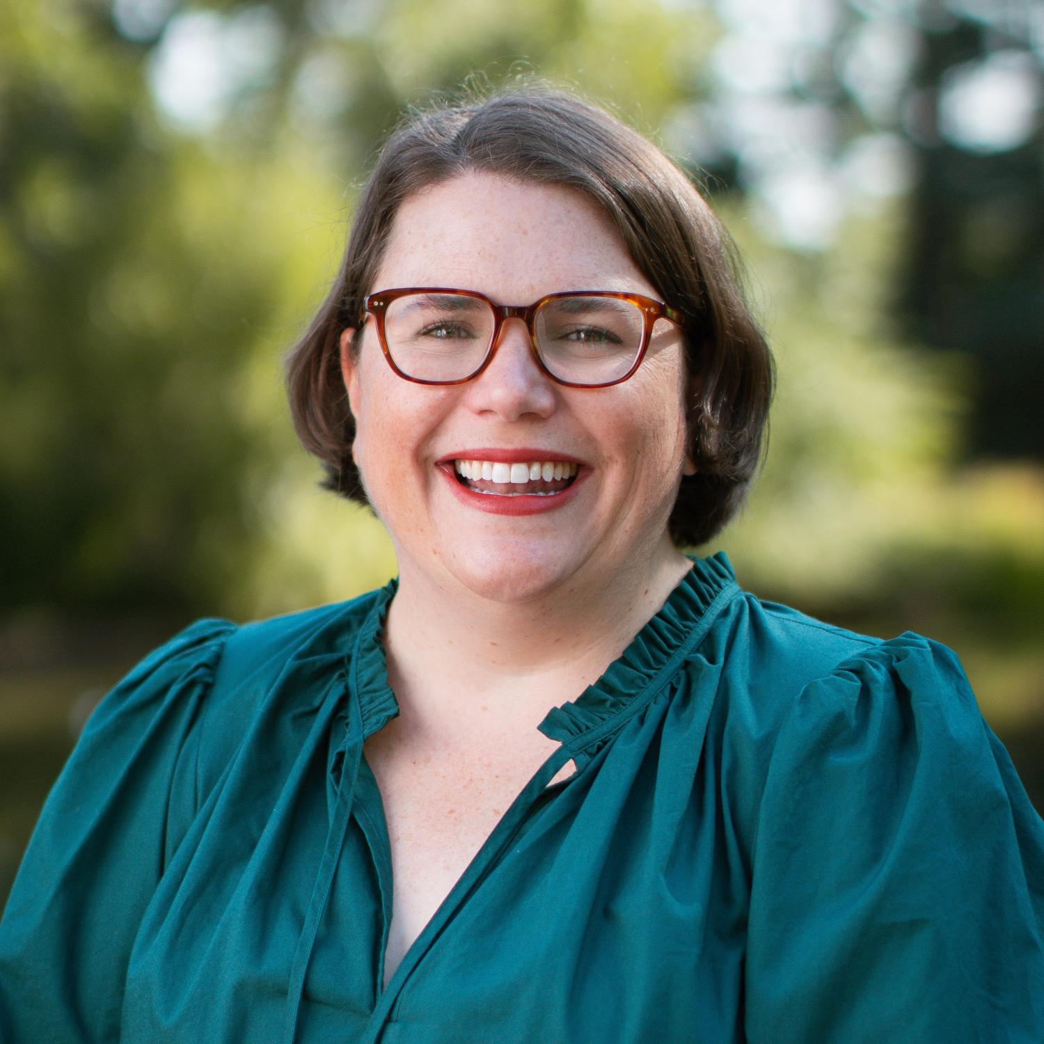 Portrait of Lindsey Vaughan.