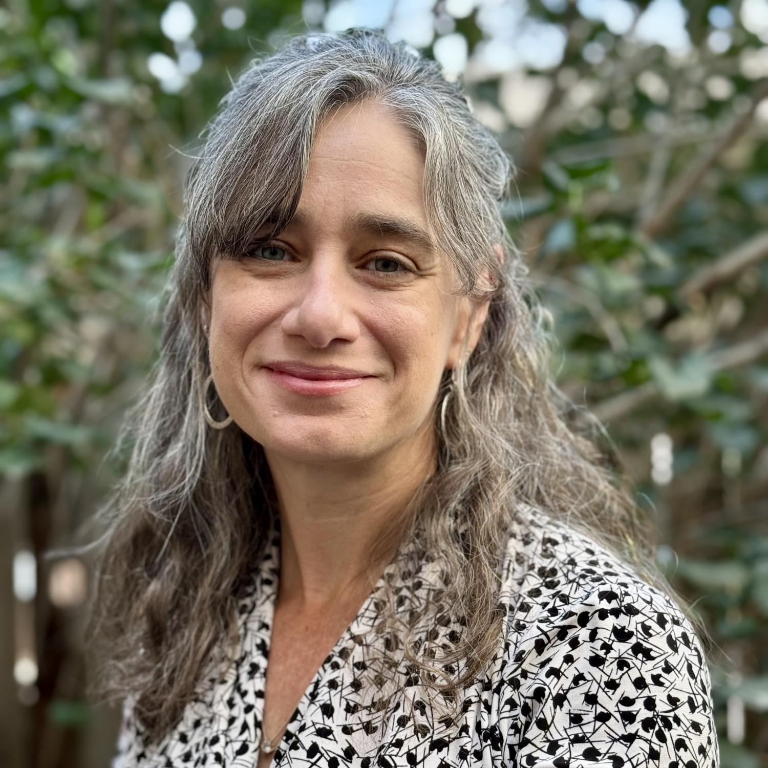 Portrait of Pam Epstein.