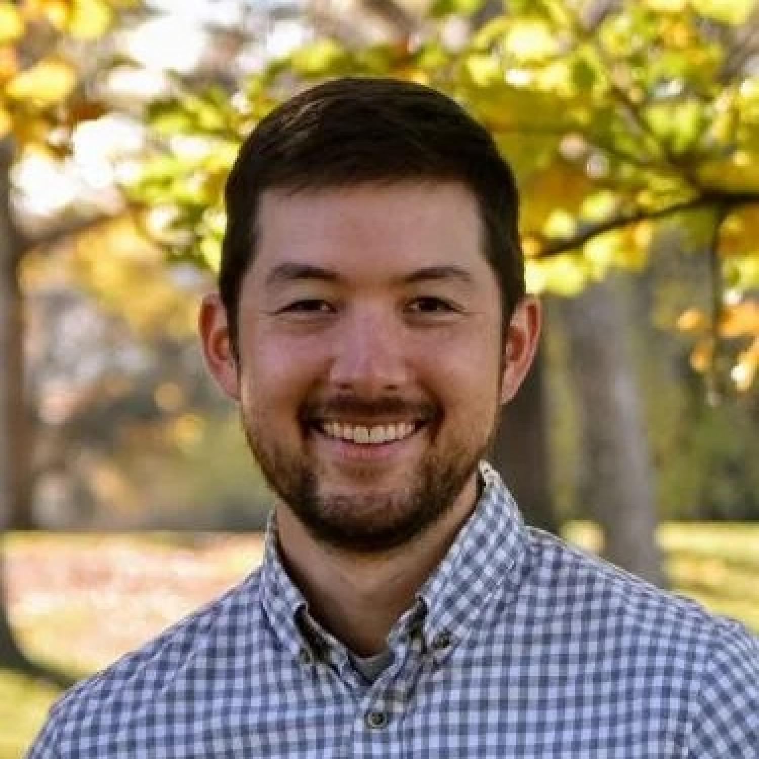 Portrait of Tim Ogino.